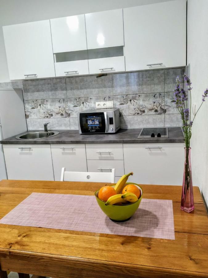 Studio Apartman Violeta II - 50M From The Beach Trogir Exterior photo